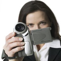 Merekam Suami Selingkuh Berujung Penjara