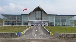 Jonan Pamerkan Wajah Baru Bandara Rembele Aceh yang Kinclong