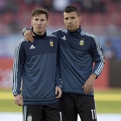 Messi Cedera, Aguero Akan Pakai Nomor 10 di Argentina