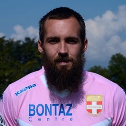 Gara-gara Urusan Jenggot, Pesepakbola Ini Tinggalkan Klubnya