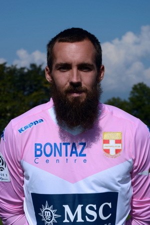 Gara-gara Urusan Jenggot, Pesepakbola Ini Tinggalkan Klubnya