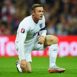 Cedera, Rooney Terancam Absen di Dua Laga Terakhir Kualifikasi