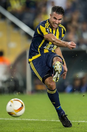Kok Ogah-ogahan, Van Persie?