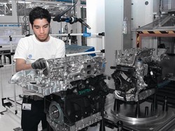 Kalau VW Pekerjakan Lebih Banyak Teknisi Wanita Takkan Ada Skandal Emisi