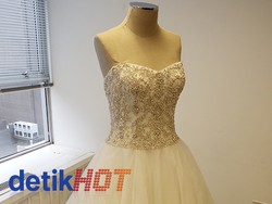 Anggunnya Gaun Bergaya Princess Koleksi Butik Busana Pengantin Kleinfeld