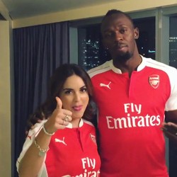 Saat Usain Bolt Harus Kenakan Jersey Arsenal Akibat Kalah Taruhan