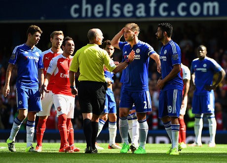 FA Denda Chelsea dan Arsenal