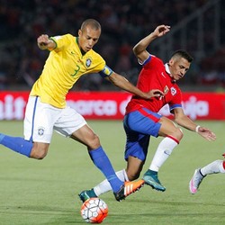 Chile Taklukkan Brasil 2-0