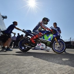 Lorenzo Masih yang Tercepat, Pedrosa Kedua