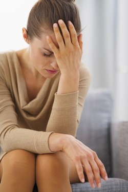 Ini Risiko Kesehatan Jika Terlalu Galau karena Ditinggal Teman Menikah