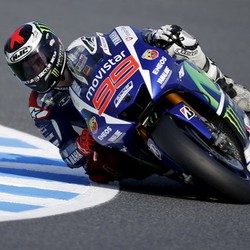 Lorenzo Kembali Ukir Waktu Tercepat