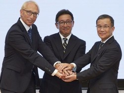 Honda, Yamaha, dan BMW Kerjasama Bikin Fitur Keselamatan Berkendara