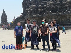 Kunjungi Prambanan, Casiopea 3rd Minum Jamu Hingga Bertemu Nyi Roro Kidul