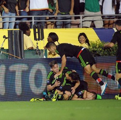 Meksiko Kalahkan AS 3-2 untuk Rebut Tiket Piala Konfederasi 2017