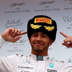 Hamilton Selangkah Menuju Titel Juara Dunia