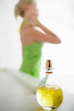 3 Kesalahan Menyimpan Parfum yang Buat Aromanya Cepat Berubah