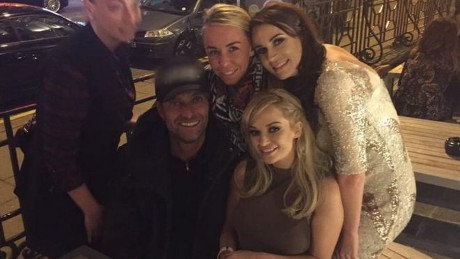 Menikmati Segelas Bir Bersama Klopp