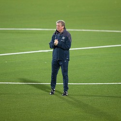 Inggris Berjarak Satu Laga Lagi dari Catatan Sempurna