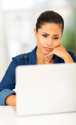 5 Bahasa Tubuh yang Bisa Bikin Anda Terkesan Kurang Profesional