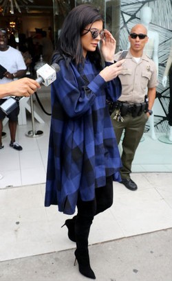 Kylie Jenner Effect, Dress Rp 19 Jutaan Ini Habis Terjual Dalam 1 Minggu