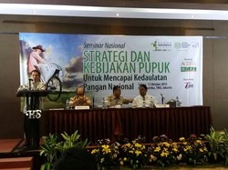 Kementan: Petani Belum Move On, Masih Doyan Pakai Pupuk Kimia