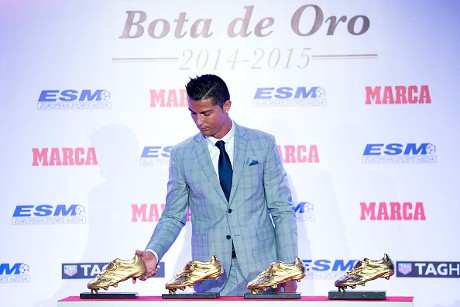 Ronaldo Akan Terus Mencetak Rekor