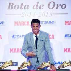 Ronaldo Yakin Kariernya Masih Panjang, Mimpikan Pensiun di Madrid