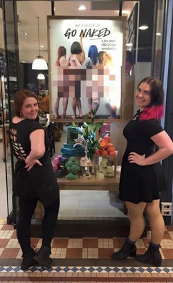 Tampilkan Wanita Tanpa Busana, Iklan Kosmetik Berbahan Alami Ini Dikecam