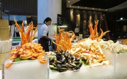 Tiap Jumat Bisa Berpesta Seafood dengan Pemotongan Tuna Segar di Rasa Restaurant