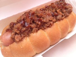 Manis Lembut, Hot Dog Rasa Cola di Disneyland Jepang