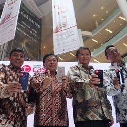 Telko-Bank Harusnya Sinergi, Bukannya Jalan Sendiri