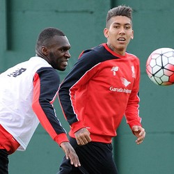 Benteke dan Firmino Dipastikan Absen Lawan Spurs