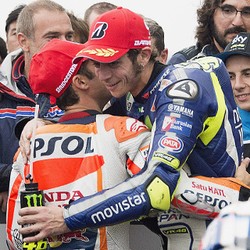 Sama-sama Asal Spanyol, Maukah Pedrosa Bantu Lorenzo?