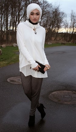 Foto: Gaya Hijab Formal Si Cantik Asal Denmark, Fatemeh Bak