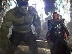 Hulk Bakal Muncul di Thor: Ragnarok
