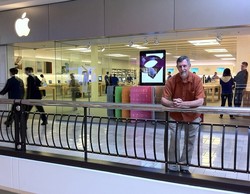 Apple Fanboy Paling Setia Tutup Usia