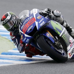 Lorenzo Kuasai Latihan Pertama