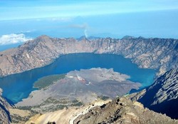 Cantiknya Dewi Anjani, Primadona Lombok