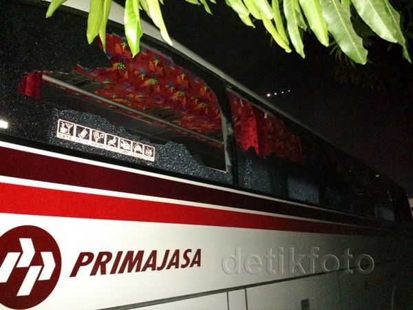 Ini Dia Bus Korban Aksi Sweeping di Tol Dalam Kota