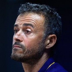 Enrique Tertarik Latih Timnas Spanyol