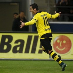 Dortmund Kalahkan Mainz 2-0