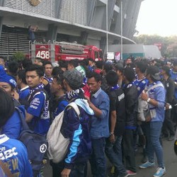 Gelora Bung Karno Mulai Membiru
