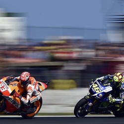 Marquez Akhirnya Taklukkan Phillip Island, Rossi Samai Rekor Capirossi