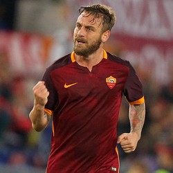 Upaya Roma Jaga Asa Lolos Diadang Leverkusen