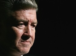 Autobiografi David Lynch Akan Menyerang Media