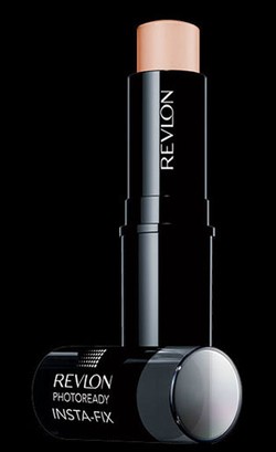 Editors Choice: 5 Makeup untuk Mempercantik Wajah Saat Selfie