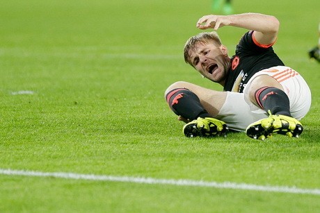 Van Gaal: Peluang Shaw Main di Piala Eropa 50-50