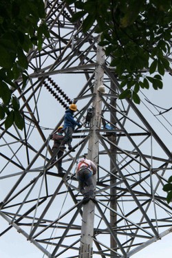 JK Kumpulkan Direksi PLN, Bahas Progres 35.000 MW