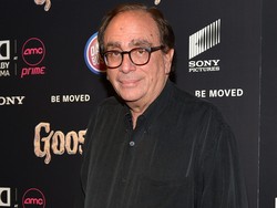 Berkenalan dengan R.L.Stine, Penulis Ratusan Buku Horor