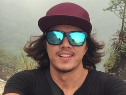 Kenalkan! David John Schaap, si Ganteng yang Suka Petualangan